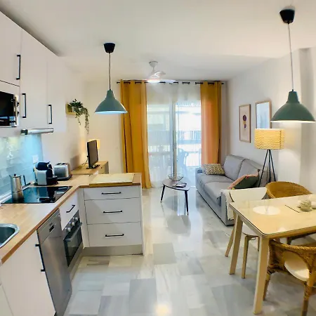 Solana Tulipanes Parking Pool Terrace *