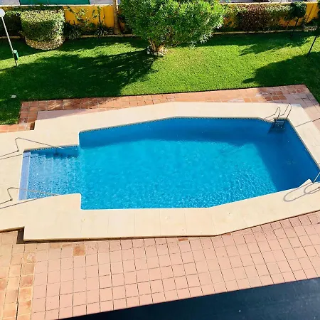 Solana Tulipanes Parking Pool Terrace