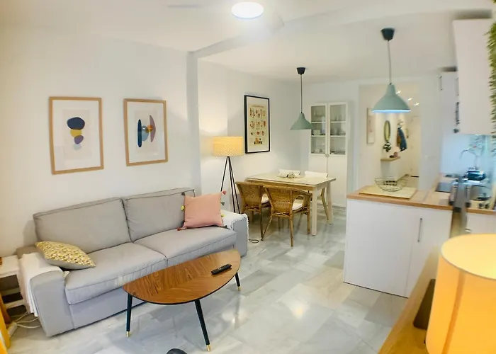 Solana Tulipanes Parking Pool Terrace Apartment *