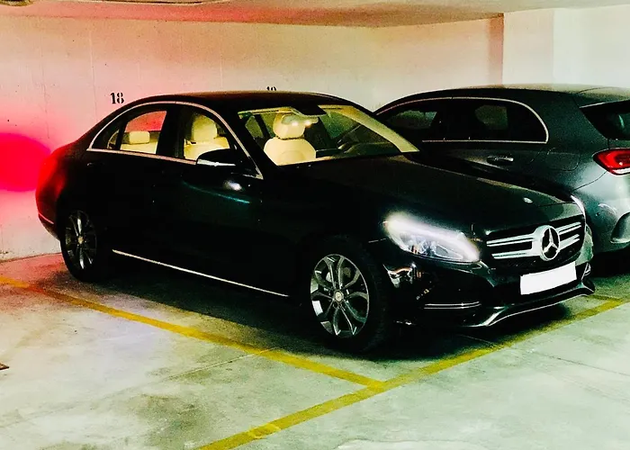 Solana Tulipanes Parking Pool Terrace Fuengirola