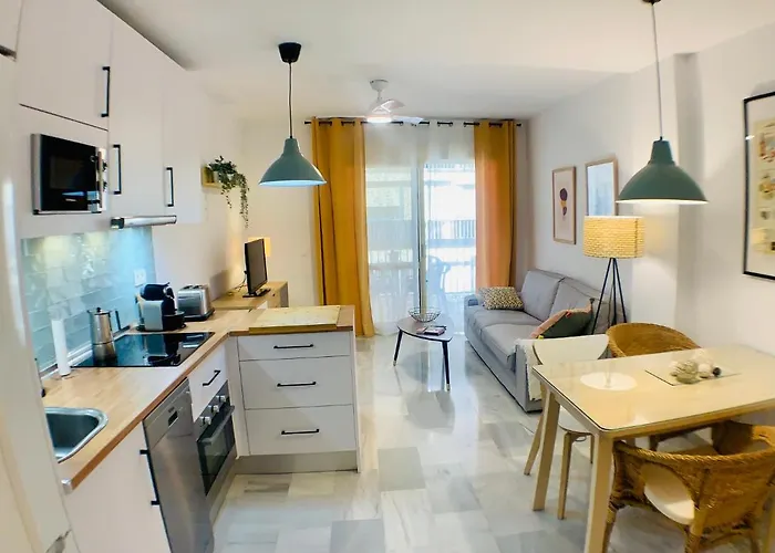 Solana Tulipanes Parking Pool Terrace *