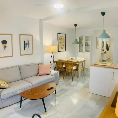 Solana Tulipanes Parking Pool Terrace Апартаменты *